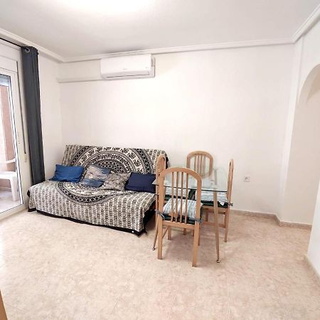 Modern Apartment 3Mins Walk To Playa Del Cura Beach Torrevieja Eksteriør billede