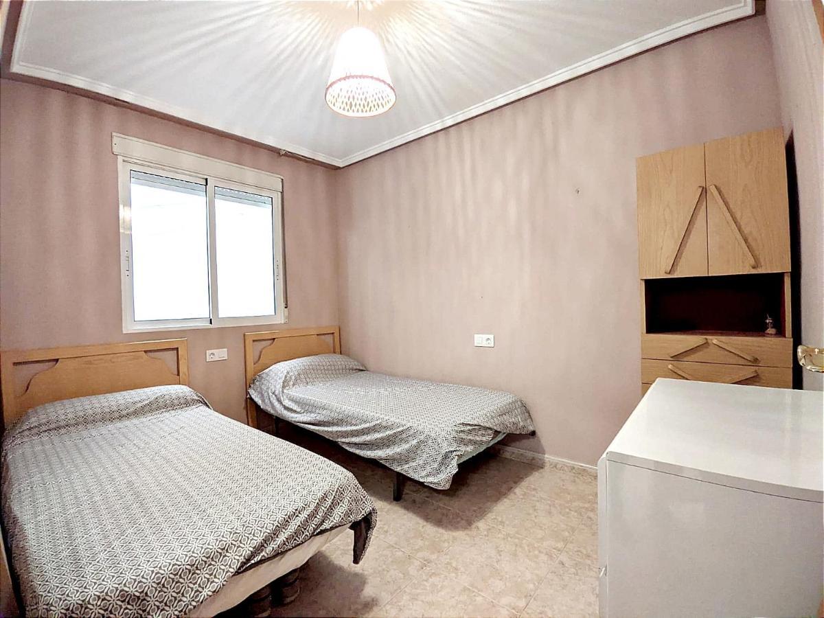 Modern Apartment 3Mins Walk To Playa Del Cura Beach Torrevieja Eksteriør billede